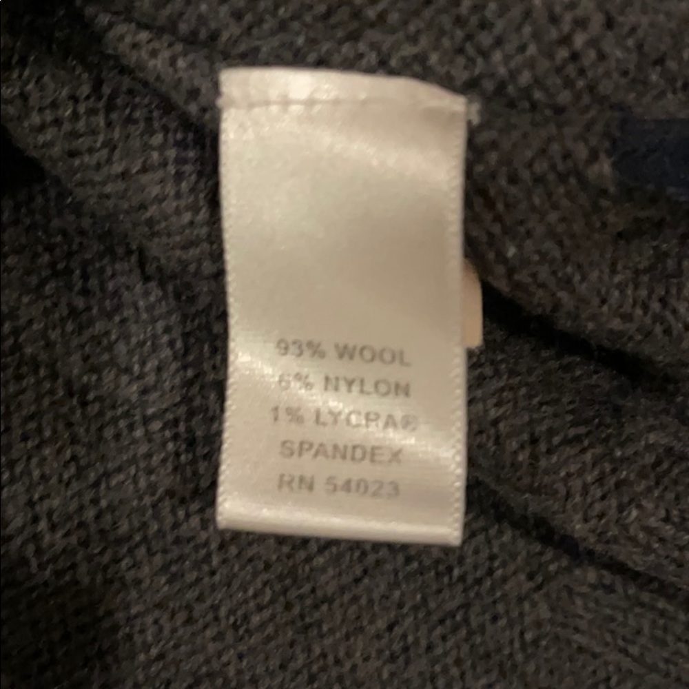 Banana Republic Gray Wool Blend Sweater - Picture 5 of 5